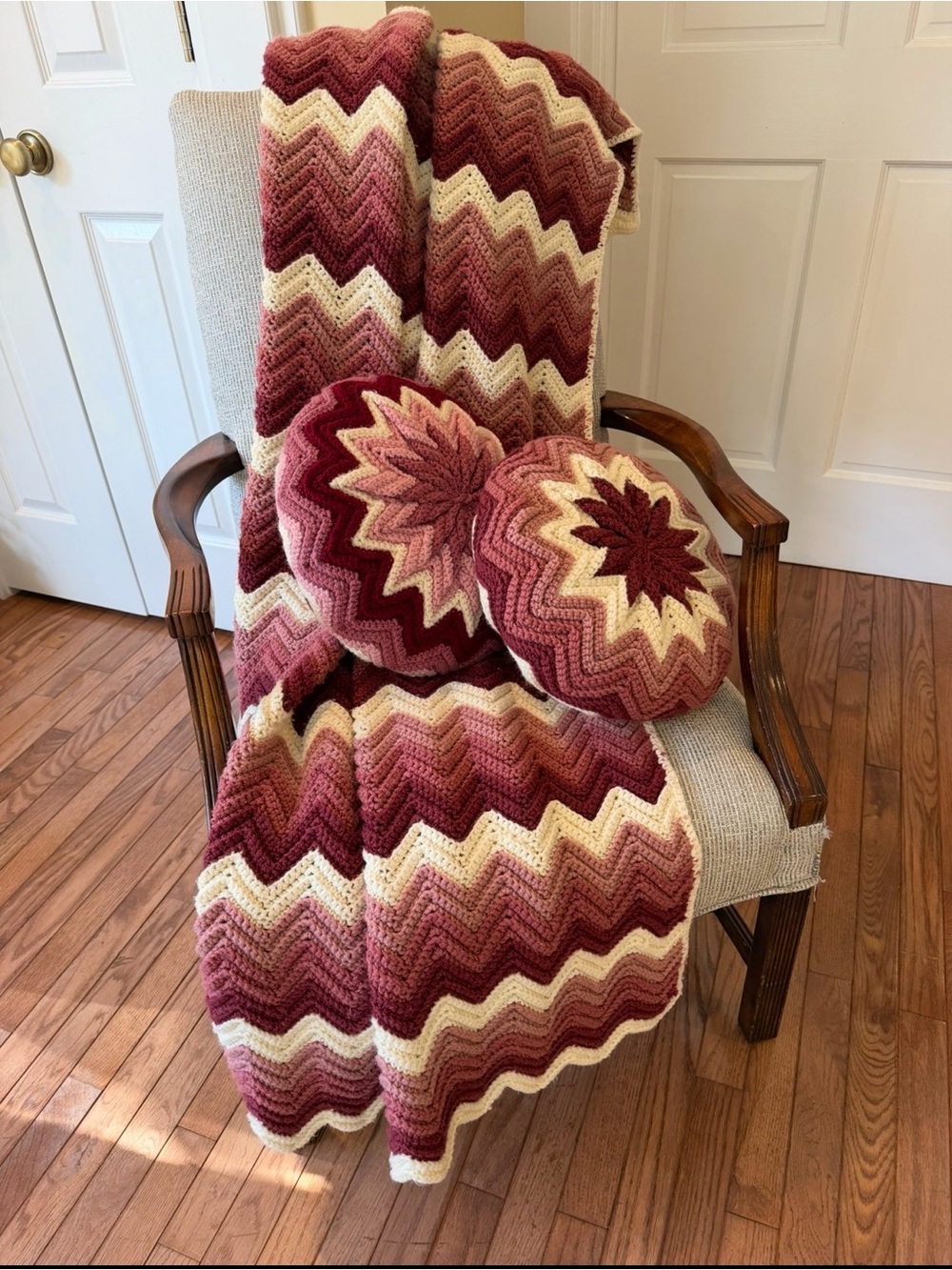 Handmade Crochet Throw with 2 Matching Round Pillows